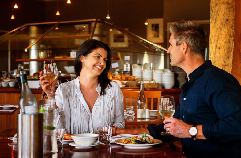 Food & Drinks 4, Strahan Village, West Coast