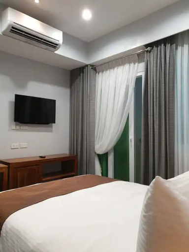 Bedroom 9