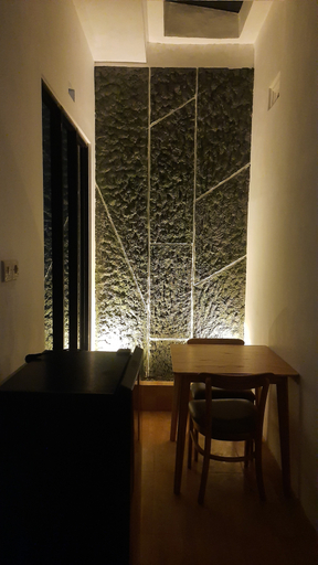 Others 5, Villa A8adi Batu, Malang