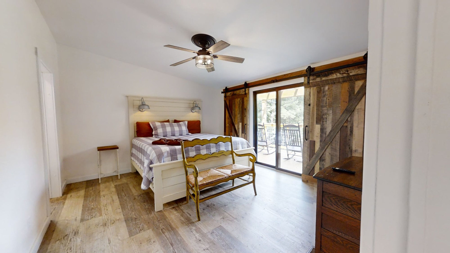 Bedroom 3, Farmhouse, Sevier