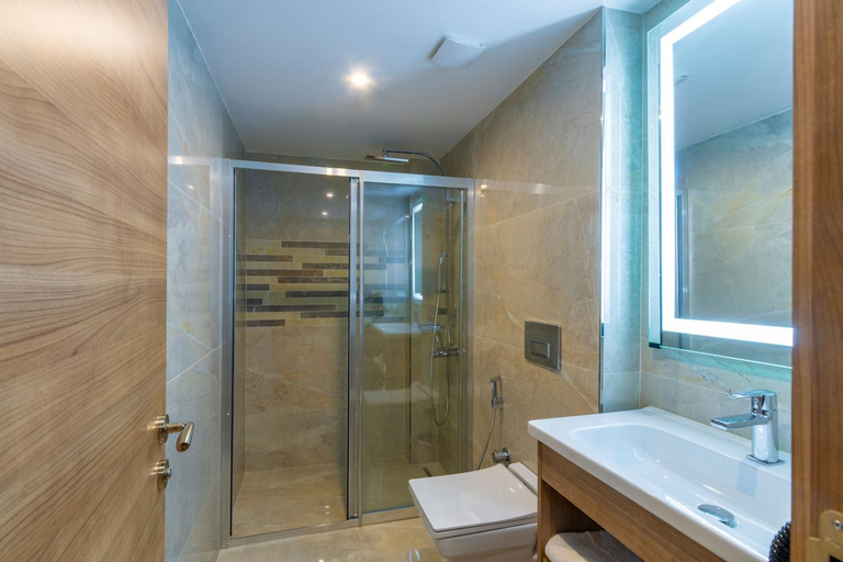 Bathroom 5, 38 Hotel, Şişli