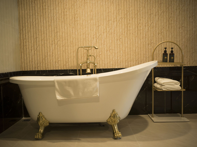 Bathroom 4, MERPERLE DALAT HOTEL, Đà Lạt