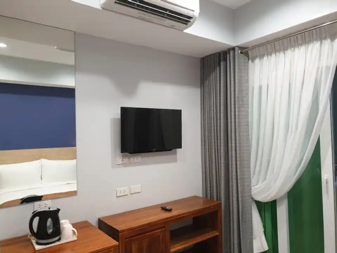 Bedroom 13
