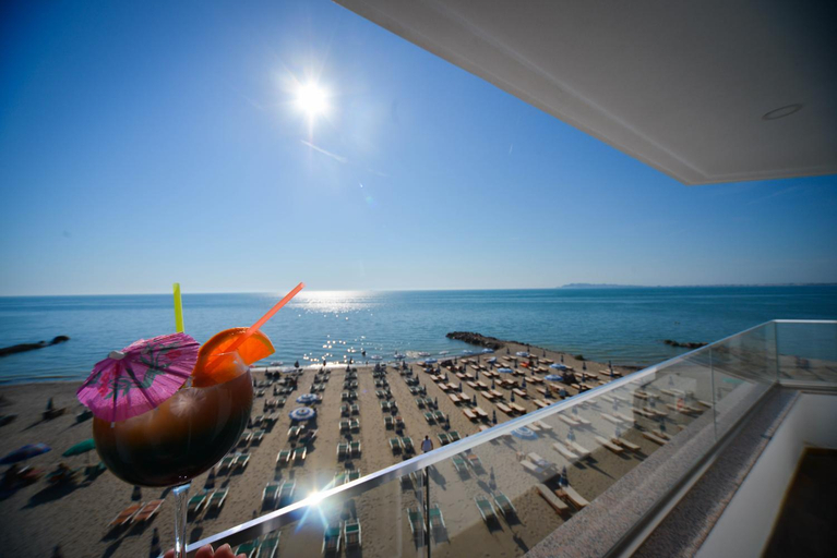 Sport & Beauty, Hotel Elesio, Kavajës