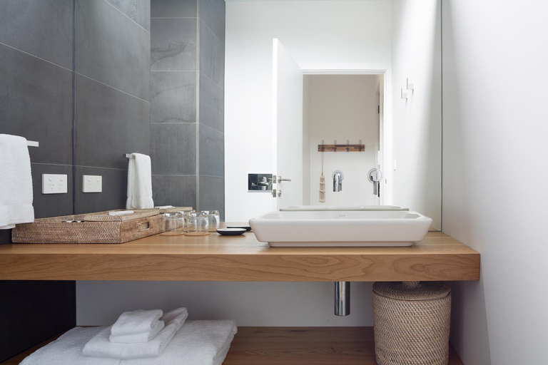 Bathroom, Bangalay Luxury Villas, Shoalhaven - Pt B