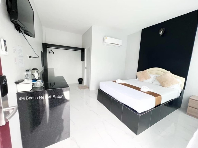 Bedroom 2, BM Beach Resort, Langu