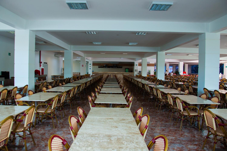 Food & Drinks 2, Lacqua diRoma com Meia Pensao, Caldas Novas