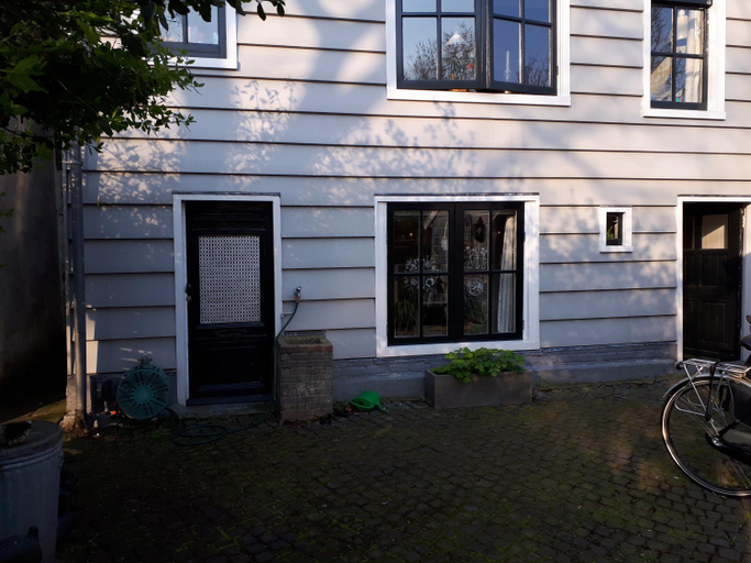 Others 2, Klavergeluk, Amsterdam