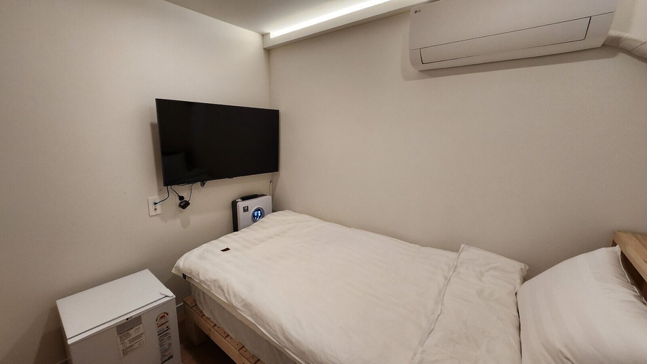 Bedroom 3, Seoul View Guest House, Jung