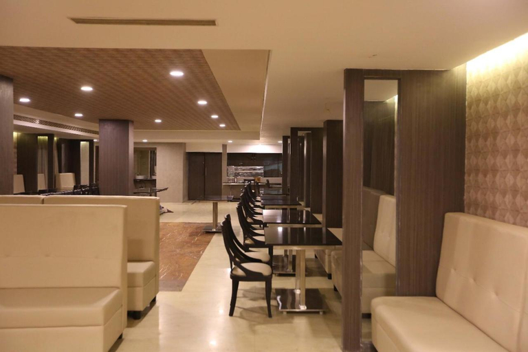 Food & Drinks 5, Hotel La Castle, Chennai