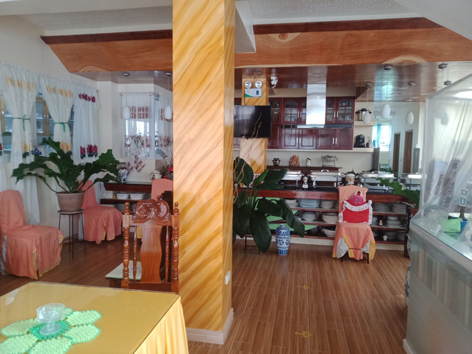 Food & Drinks 4, Bucana, Guinsiliban