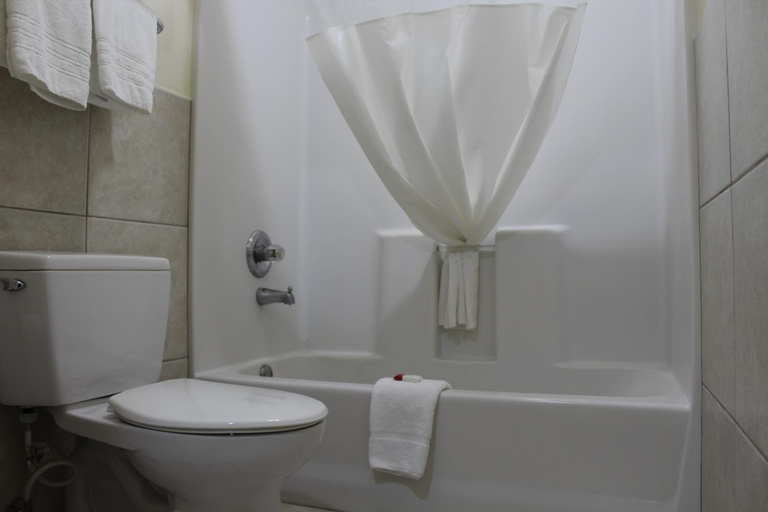 Bathroom 11
