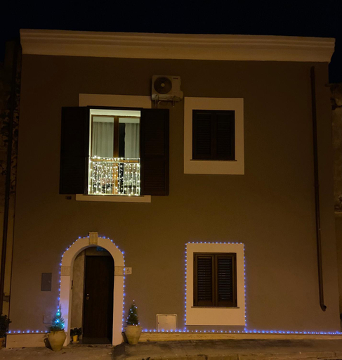 Others 4, Sa domo de su re, Sassari