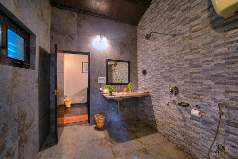 Bathroom 3, Aranyak Resort, Umaria