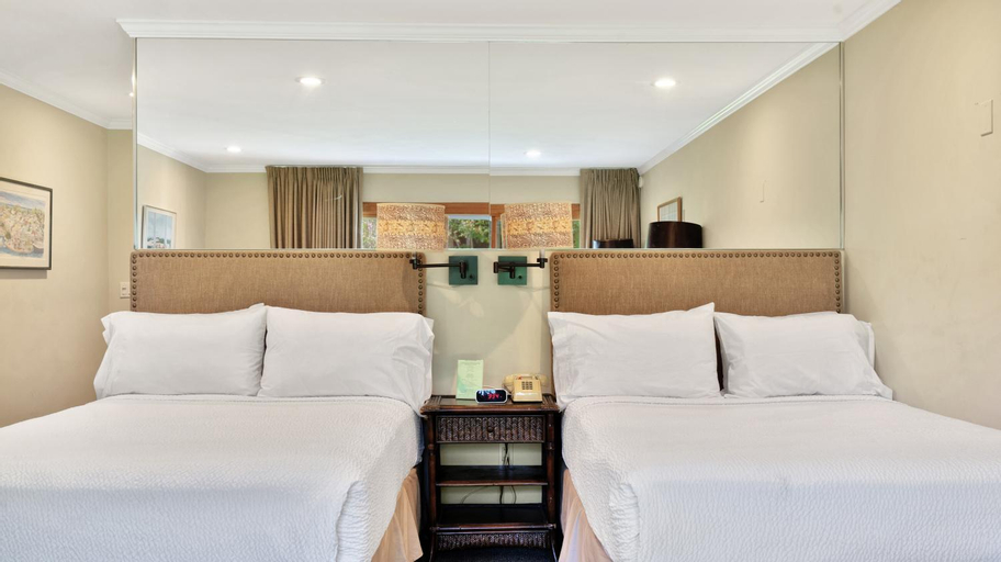 Bedroom 12