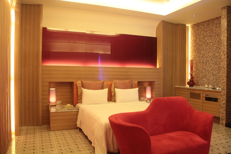 Bedroom 2, Madrid Classic Hotel, Hsinchu City