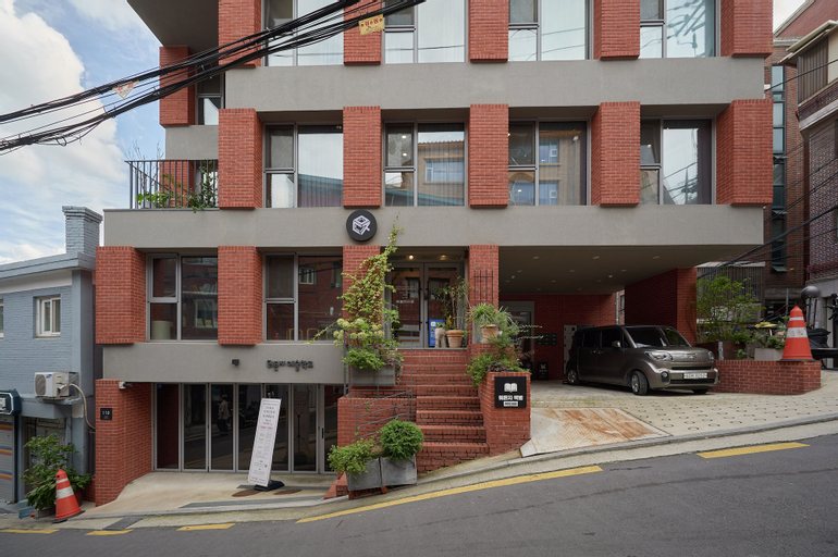 La Loge, Jongno