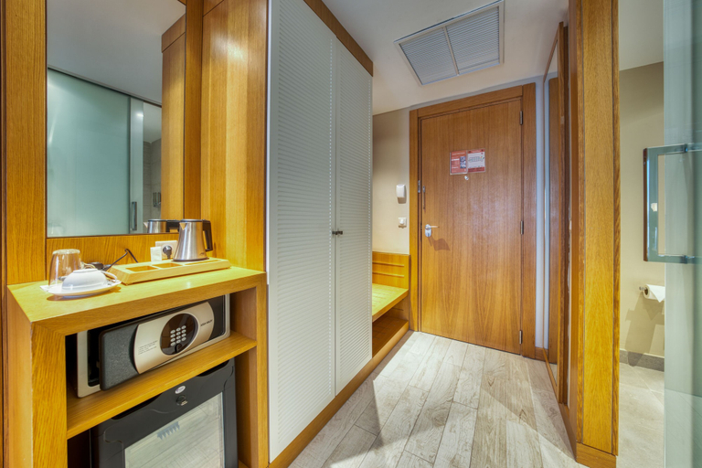 Bathroom 4, Azalai Hotel Dakar, Dakar