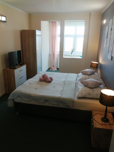 Bedroom 2, Lawendowy Dworek, Jelenia Góra