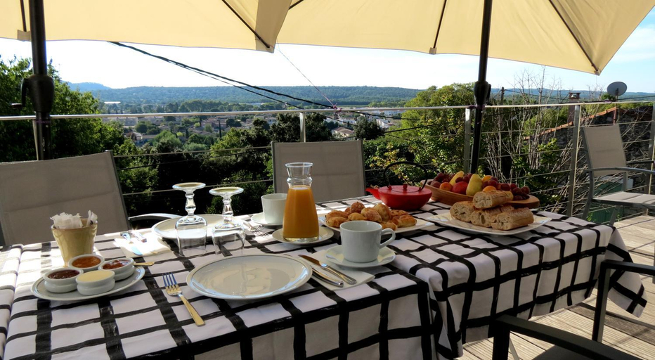 Food & Drinks, Le Castellas du Pic St Loup, Hérault