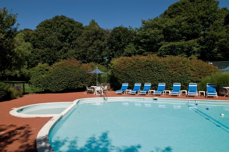 Sport & Beauty 5, East Hampton House Resort, Suffolk