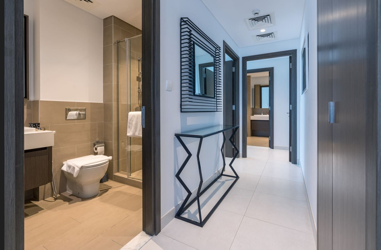 Bathroom, New! Luxurious Living Dubai Creek Balcony & View, Dubai