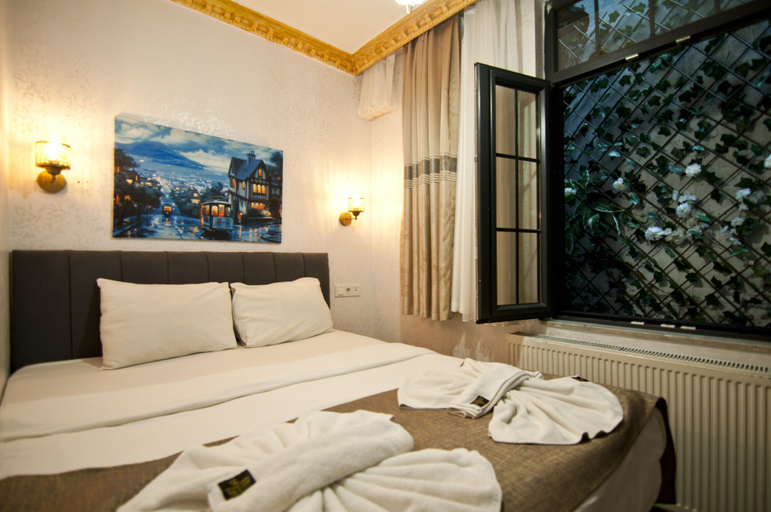 Bedroom 2, Golden Horn Park Hotel, Fatih