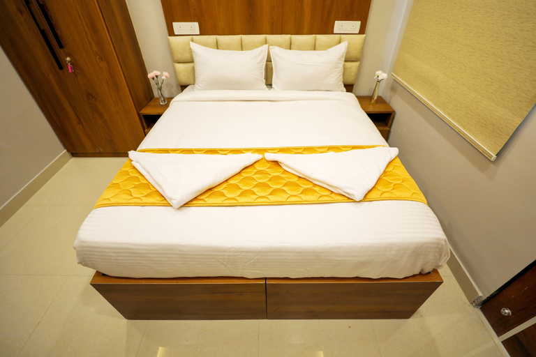 Others 5, Hotel Ceasta, Next US Consulate Hyderabad, Gachibowli, Hyderabad