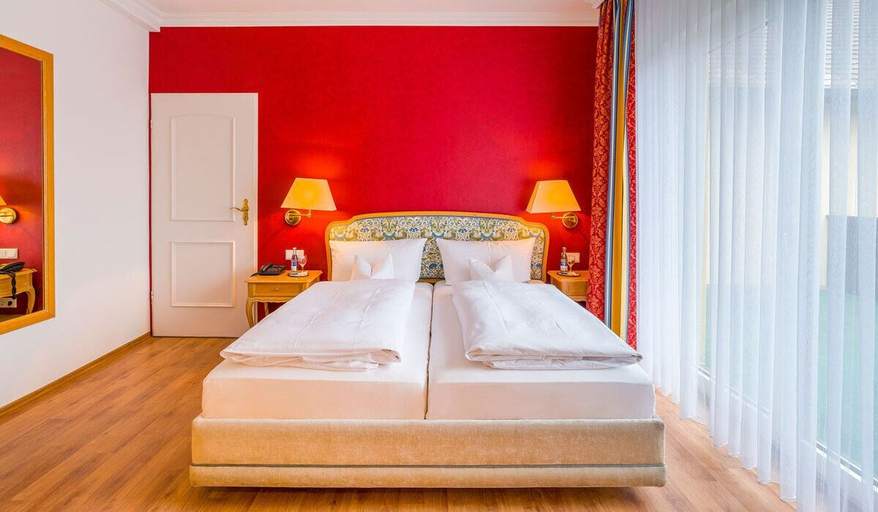 Bedroom 3, Hotel-Restaurant Krone, Aschaffenburg