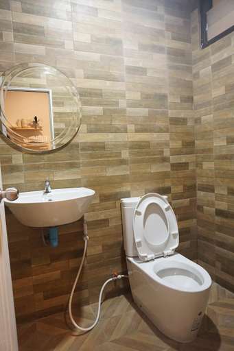 Bathroom 3, Khoksametchunhostel, Hat Yai