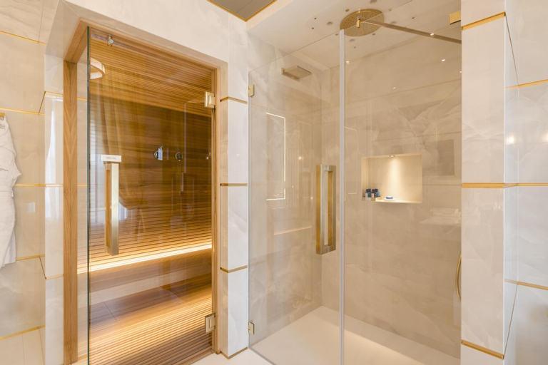 Bathroom 4