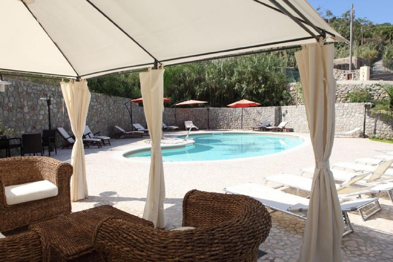 Others 5, Hotel Borgo Eolie, Messina