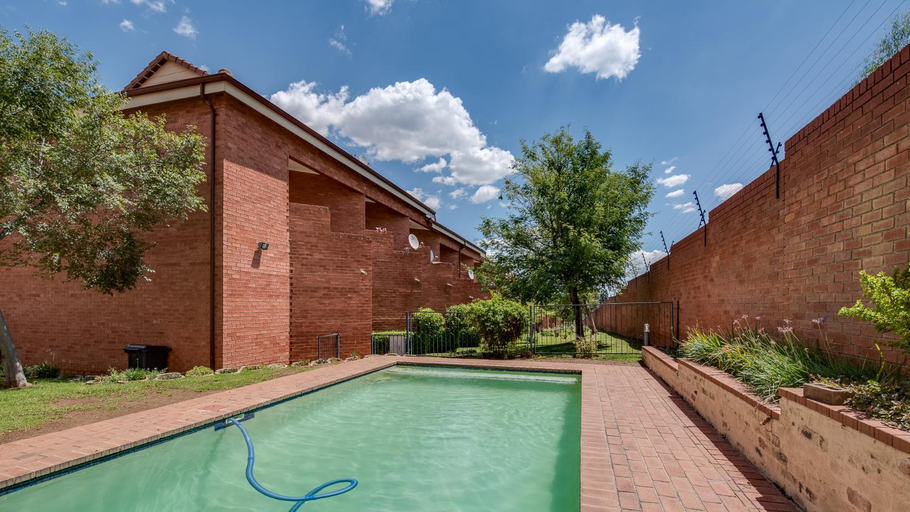 Sport & Beauty, JoziStay @ Savannah Apartments, City of Johannesburg