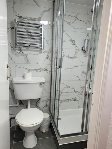 Bathroom 3, Royal Dunkeld Hotel, Perthshire and Kinross