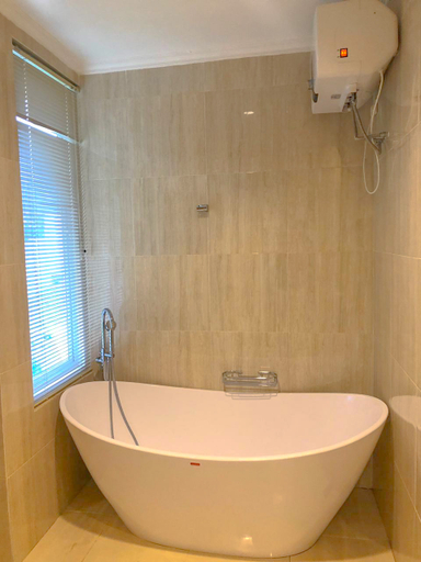Bathroom 4, Villa Versay Puncak, Bogor