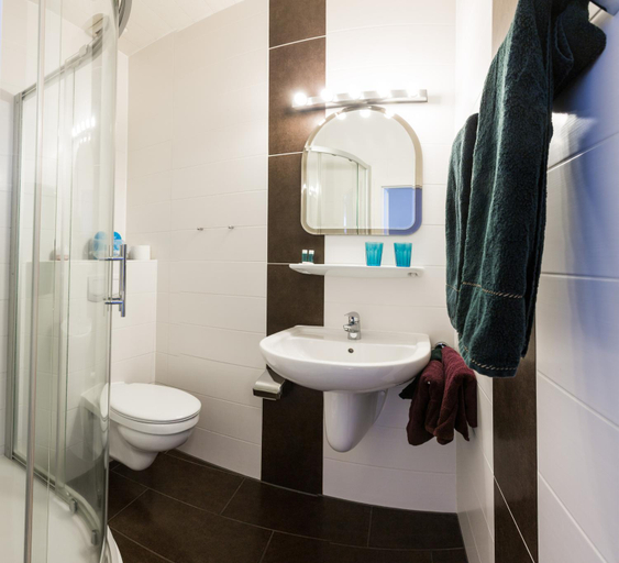 Bathroom 4, Hotel Zur Alten Bv Rse, Osterholz
