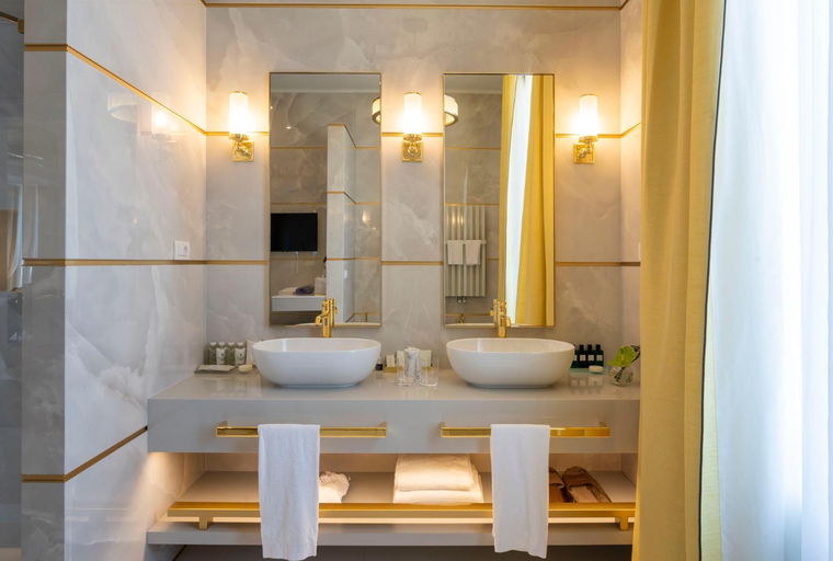Bathroom 3