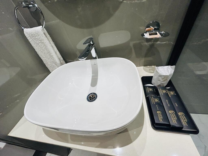 Bathroom, Five Elements Hotels Goldleaf Haldwani, Nainital