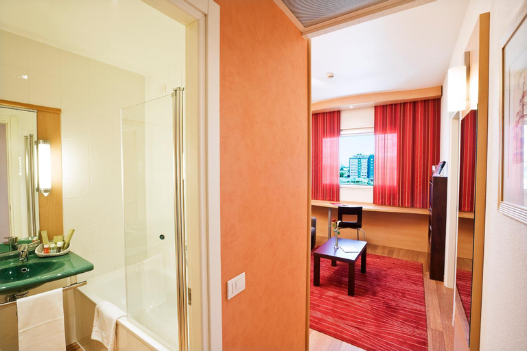Bedroom 3, Hotel Rafael, Milano