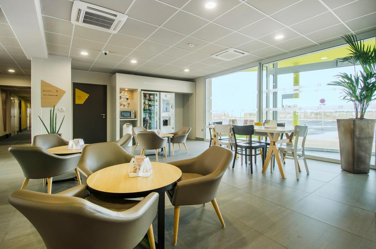 Public Area 2, B&B HOTEL Montargis-Amilly, Loiret