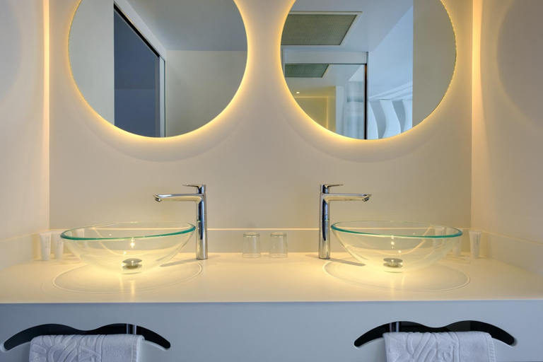 Bathroom 4, Portu Saler, Baleares