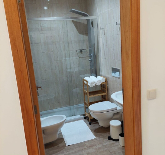 Bathroom 4, New Life - AVENIDA ALIADOS SUITE-1F, Porto