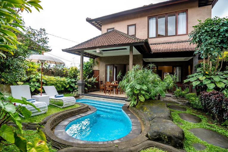Swimming Pool 10