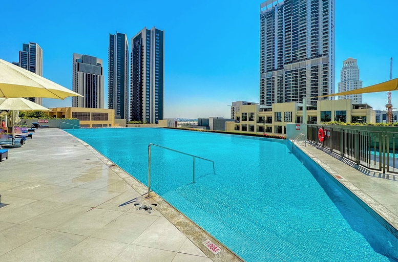 Sport & Beauty 4, New! Luxurious Living Dubai Creek Balcony & View, Dubai