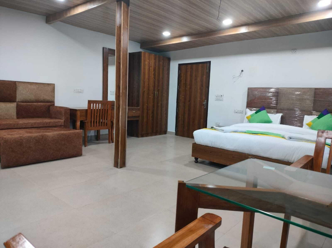 Bedroom 4, Hotel Lake In Tree, Nainital