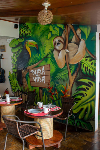 Food & Drinks 4, Eco Stay Hostel, San José