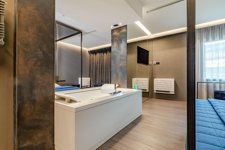 Bathroom 6