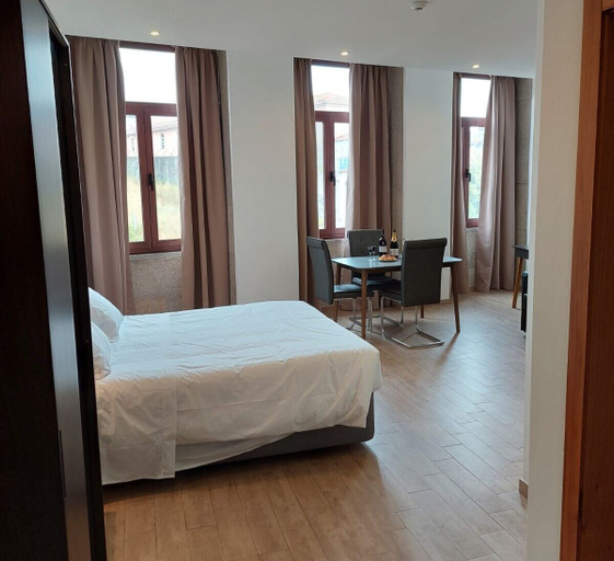Bedroom, New Life - AVENIDA ALIADOS SUITE-1F, Porto