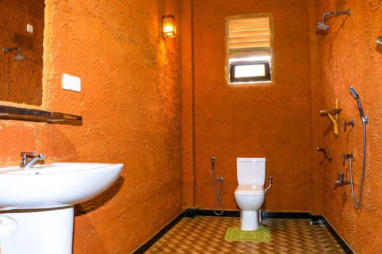 Bathroom 2, Bundala Flamingo Cotteges, Hambantota