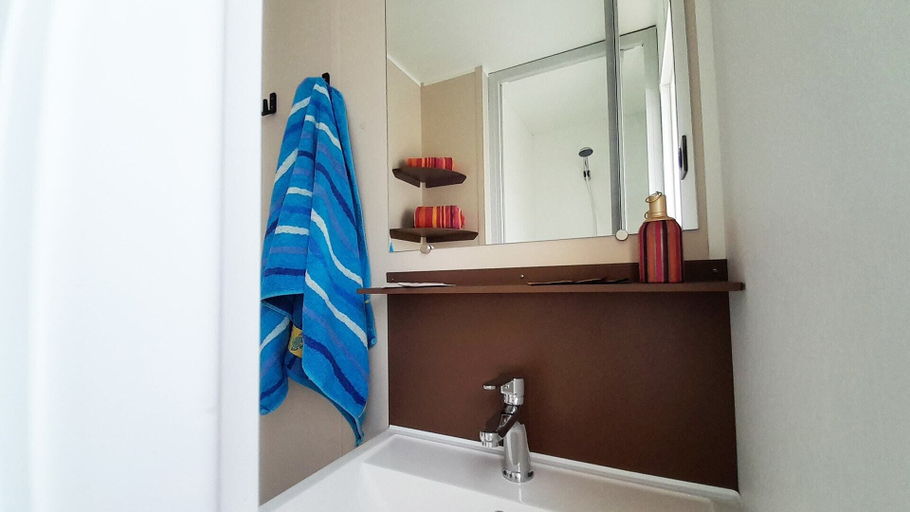 Bathroom 4, Camping TIKAYAN CLAU MAR JO, Var